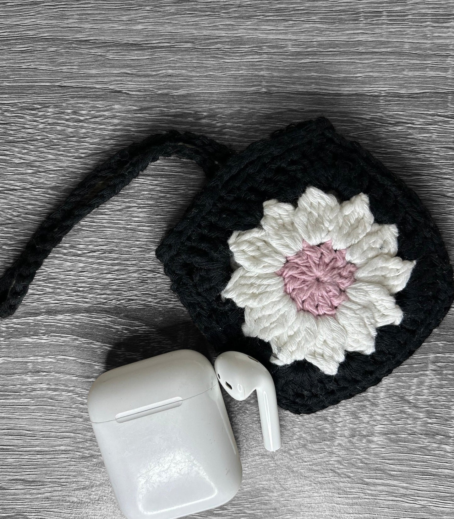 L’étui AirPods « Marguerite »